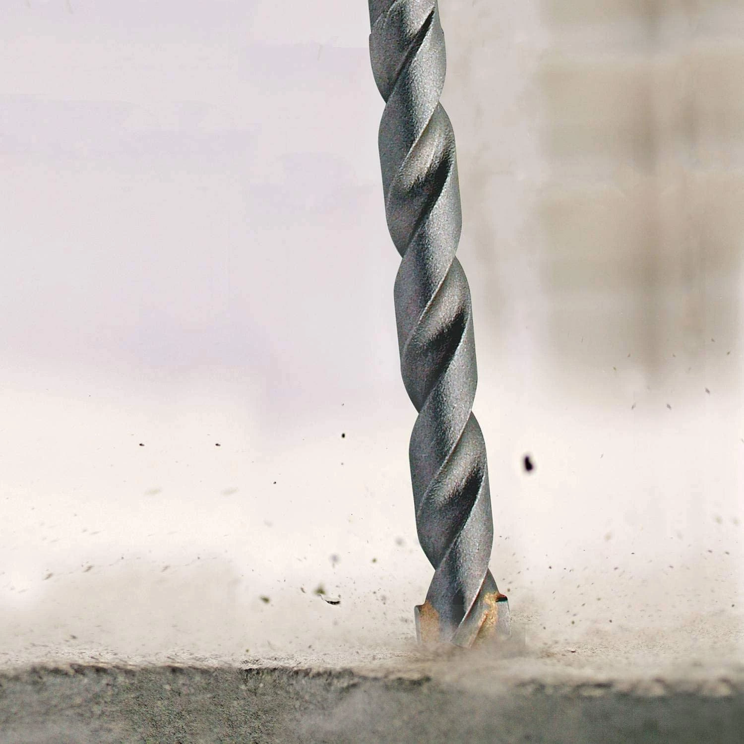 Makita B-68890 3/4" x 6" Carbide Tipped Percussion Masonry Hammer Drill Bit 5 Makita B-68890 3/4" x 6" Carbide Tipped Percussion Masonry Hammer Drill Bit - Image 5