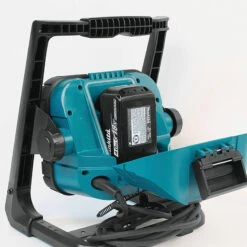 Makita DML805 18V LXT Cordless/Corded LED Flood Light (Tool Only) -Deals Makita Tools Store prod 26703303412